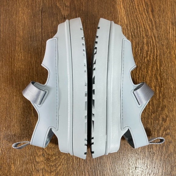 New Ugg Goldenglow Platform Sandal Women’s Various Sizes Seafoam Blue - Picture 7 of 9